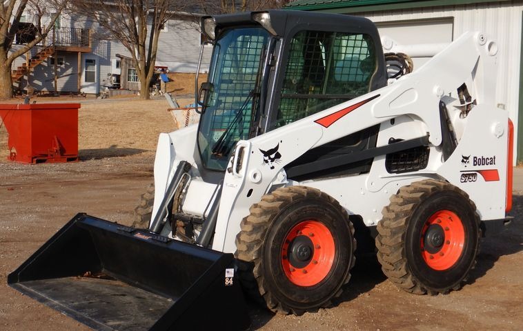 2013 Bobcat S750 skid steer loader